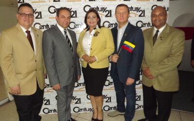 CENTURY 21 HOMENAJEÓ A SUS ASESORES EN EL TEATRO BELLAS ARTES
