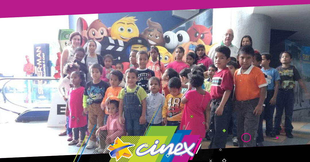 NIÑOS DE “HOGAR BAMBI” SONRIERON EN CINEX