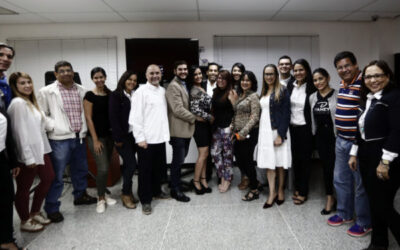 VALENCIA: CENTRO COMERCIAL LA GRANJA AGASAJÓ A PERIODISTAS CON UNA CATA DE CHOCOLATES